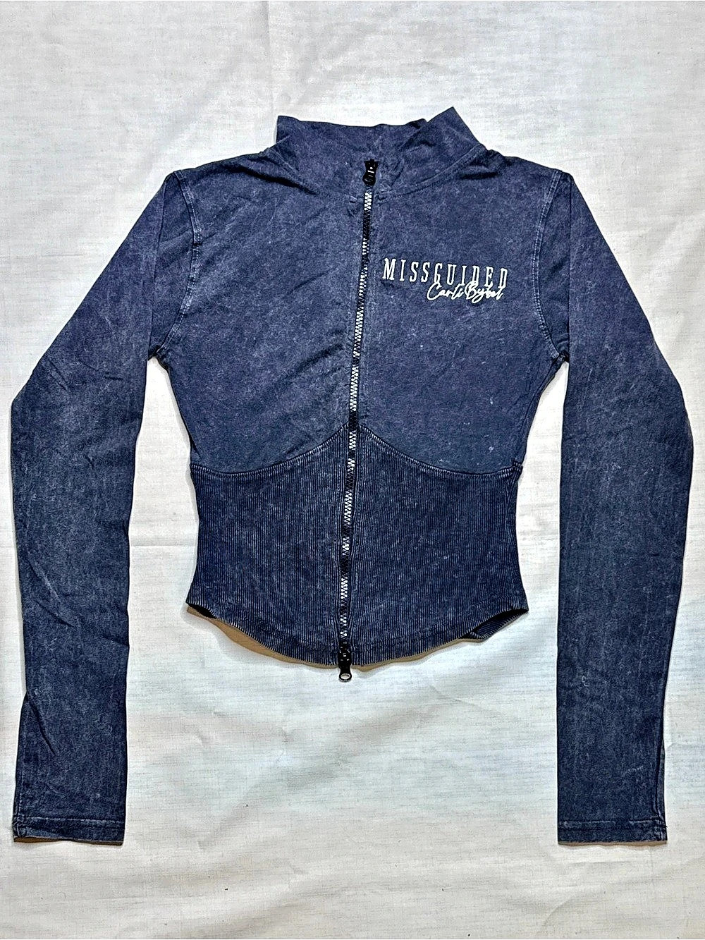 Missguided Carli Bybel x Acid Wash Zip-Up Crop Top Blue Medium